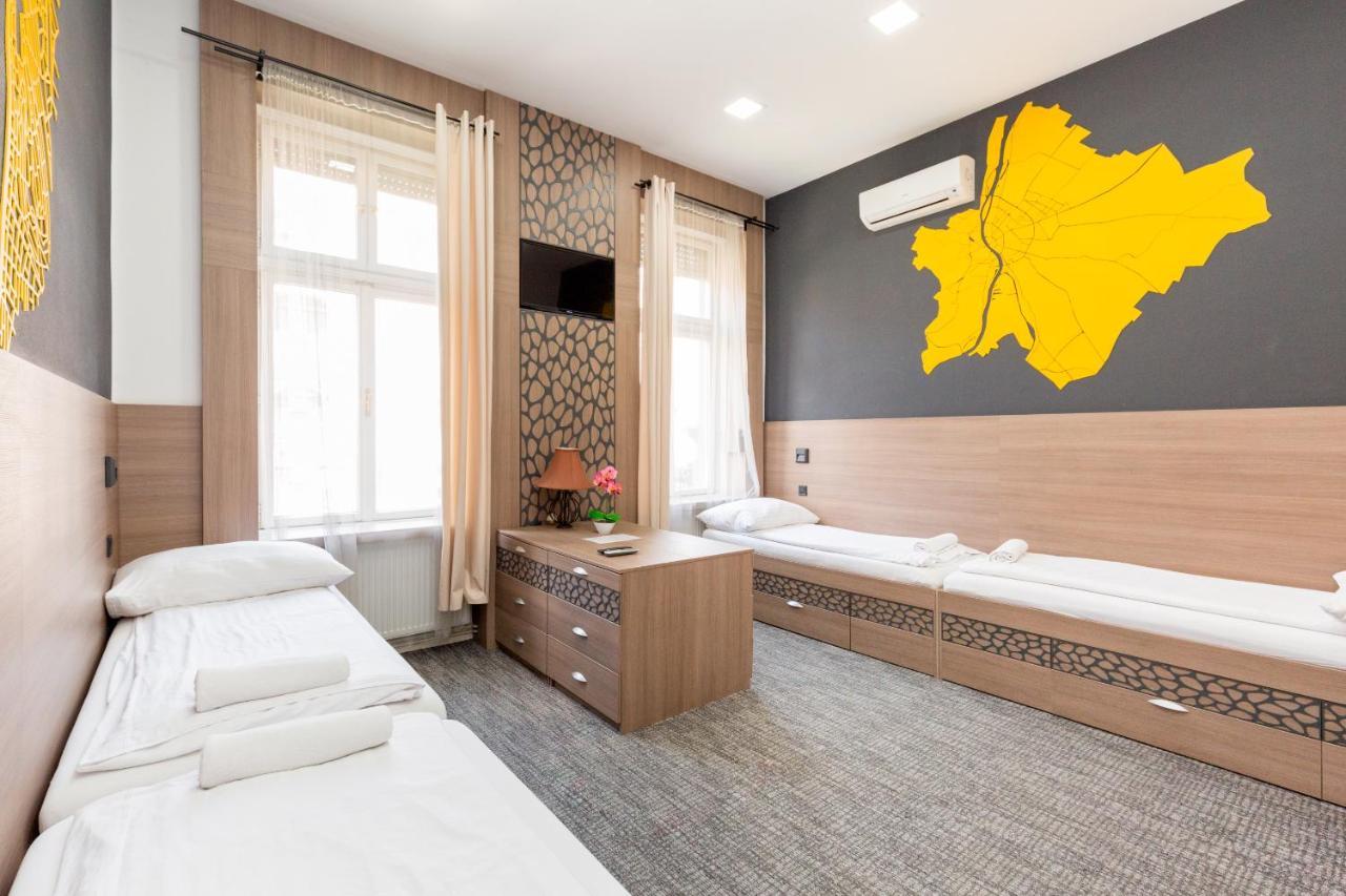 E14 Design Hostel ブダペスト エクステリア 写真