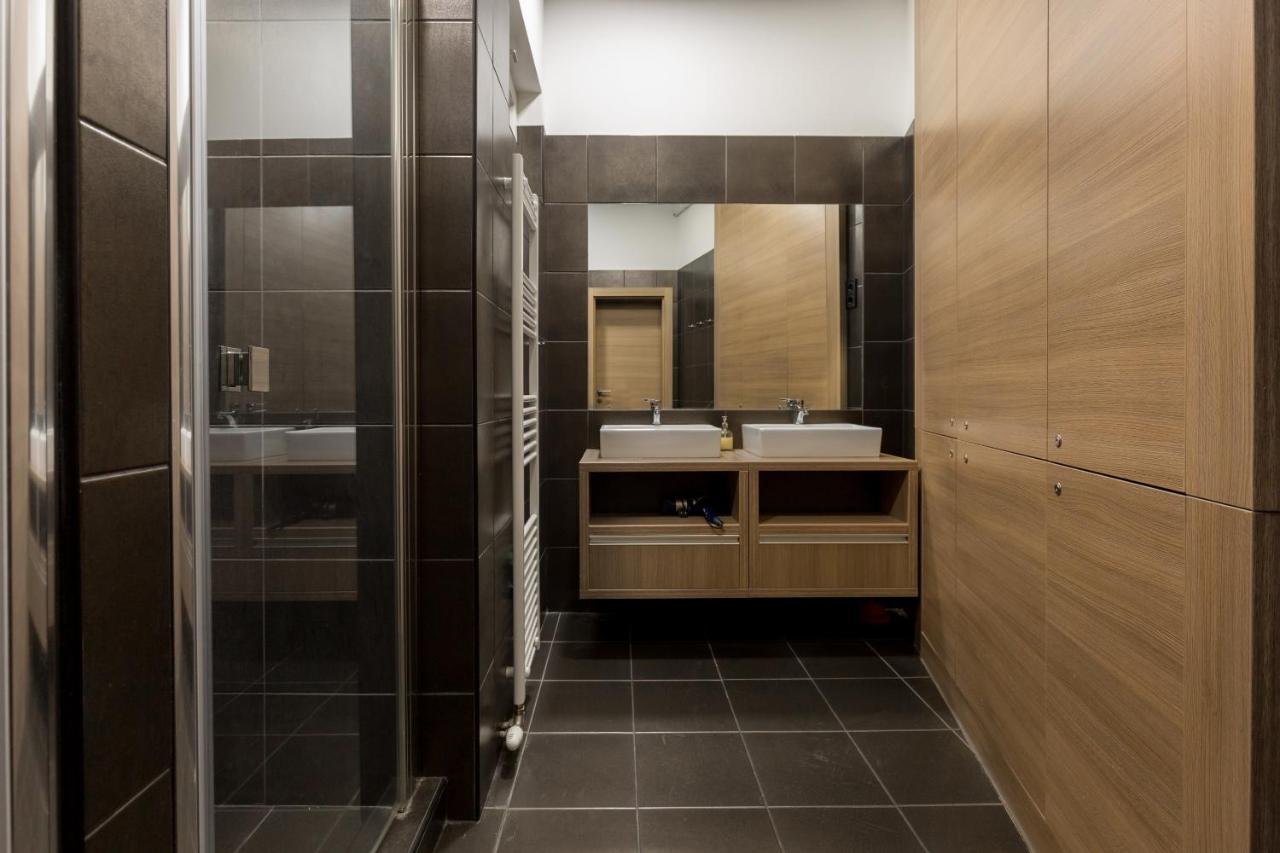 E14 Design Hostel ブダペスト エクステリア 写真
