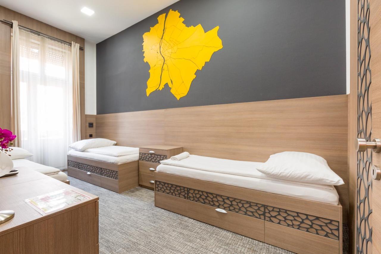 E14 Design Hostel ブダペスト エクステリア 写真